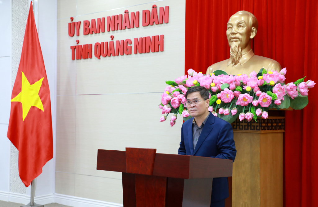 &Ocirc;ng B&ugrave;i Văn Khắng, Ph&oacute; B&iacute; thư Tỉnh ủy, Chủ tịch UBND tỉnh Quảng Ninh, ph&aacute;t biểu chỉ đạo v&agrave; kết luận hội nghị