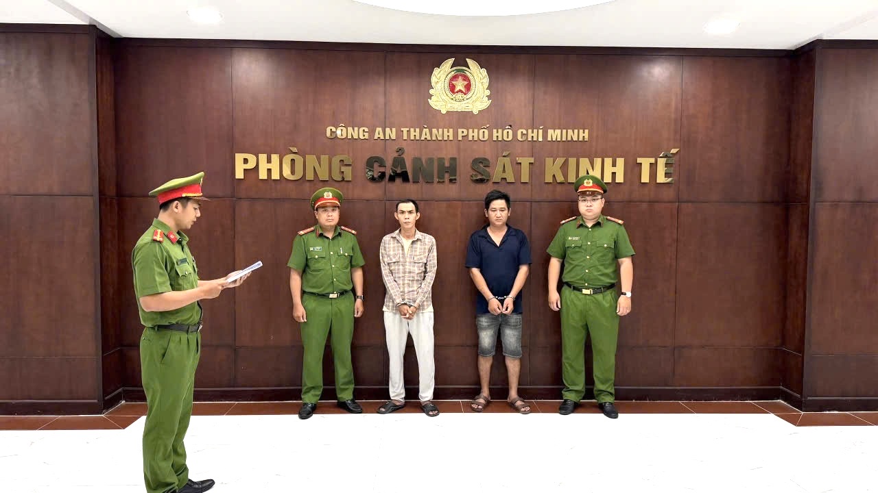 Công an TP. HCM triệt phá cơ sở sản xuất, buôn bán thịt bò giả