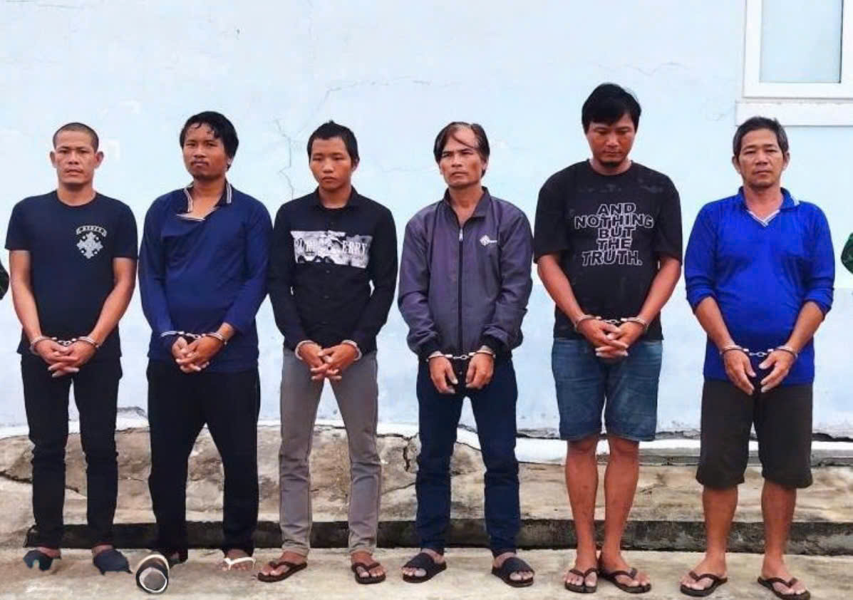 Cà Mau: Đồn Biên phòng Hòn Chuối phát hiện, bắt giữ các đối tượng tàng trữ ma túy trên tàu cá