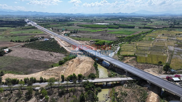 DA Cao tốc Nha Trang- Ban M&ecirc; Thuột đang thi c&ocirc;ng
