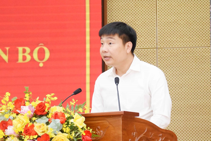 &Ocirc;ng Nguyễn Ngọc T&acirc;m ph&aacute;t biểu nhận nhiệm vụ tại hội nghị
