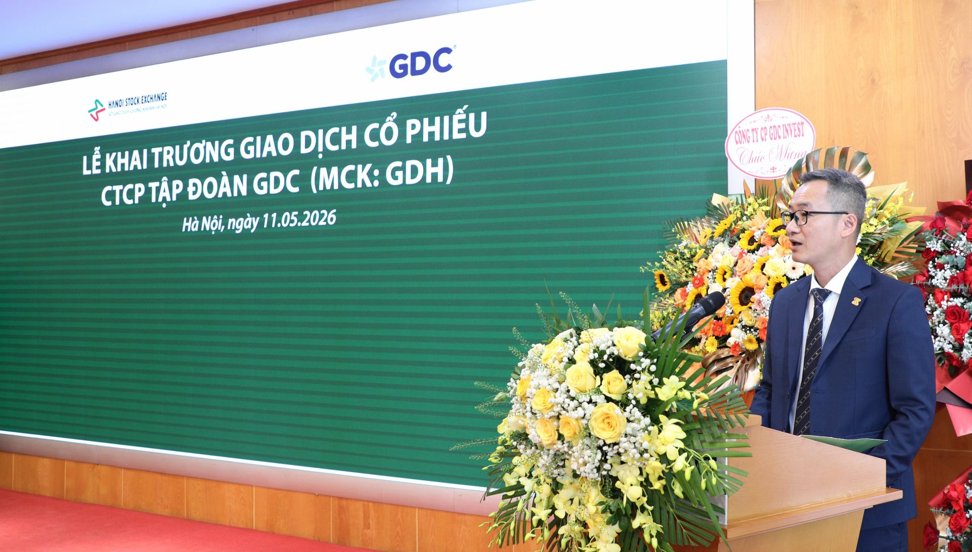 Phó Tổng Giám đốc Sở Giao dịch Chứng khoán Hà Nội Đỗ Văn Tâm phát biểu tại buổi lễ