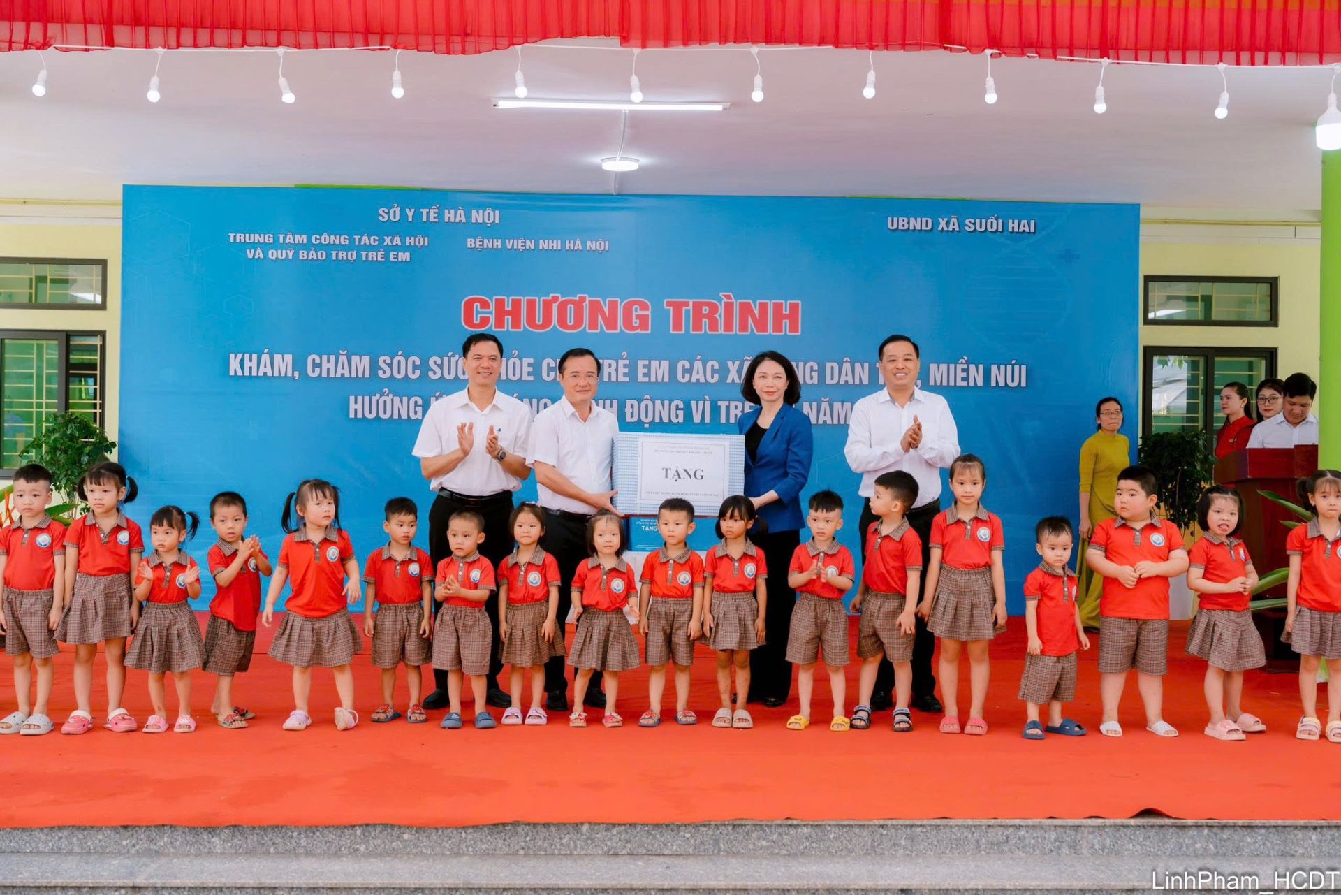 Sở Y tế Hà Nội triển khai chương trình khám, chăm sóc sức khỏe cho trẻ em vùng dân tộc, miền núi hưởng ứng Tháng hành động vì trẻ em năm 2026. Sở Y tế Hà Nội triển khai chương trình khám, chăm sóc sức khỏe cho trẻ em vùng dân tộc, miền núi hưởng ứng Tháng hành động vì trẻ em năm 2026.