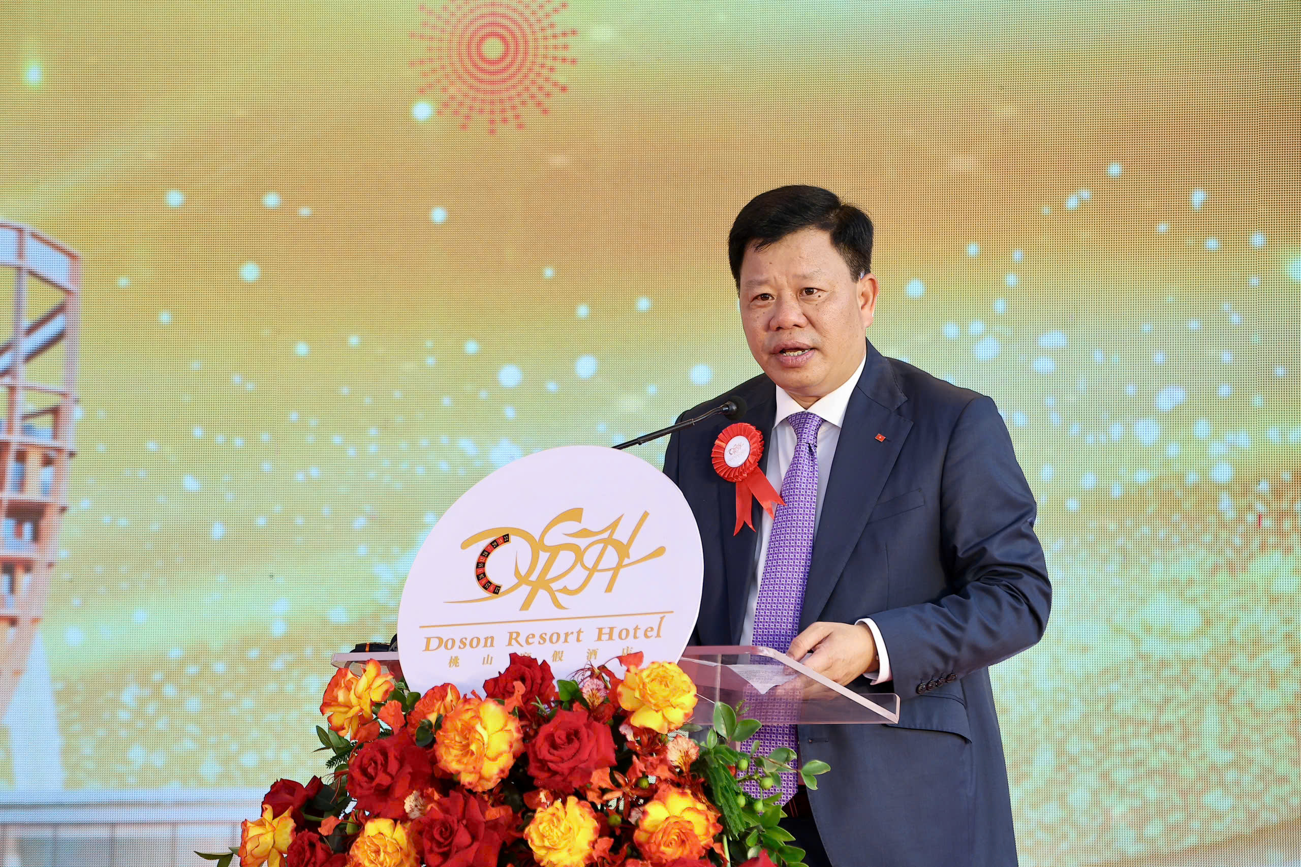 Đồng chí Lê Trung Kiên, Ủy viên Ban Thường vụ Thành ủy, Phó Chủ tịch UBND thành phố phát biểu. Đồng chí Lê Trung Kiên, Ủy viên Ban Thường vụ Thành ủy, Phó Chủ tịch UBND thành phố phát biểu.