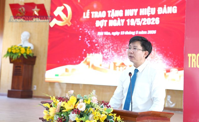 B&iacute; thư Đảng uỷ phường Hải V&acirc;n Ho&agrave;ng Thanh Ho&agrave; ph&aacute;t biểu.