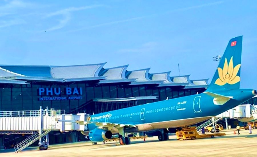 Chính phủ định hướng đến năm 2030 cả nước có 32 cảng hàng không, gồm 15 sân bay quốc tế và 17 sân bay quốc nội Chính phủ định hướng đến năm 2030 cả nước có 32 cảng hàng không, gồm 15 sân bay quốc tế và 17 sân bay quốc nội
