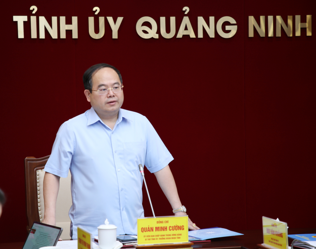 &Ocirc;ng Quản Minh Cường, Ủy vi&ecirc;n Trung ương Đảng, B&iacute; thư Tỉnh ủy, Trưởng Đo&agrave;n ĐBQH tỉnh Quảng Ninh, ph&aacute;t biểu tại buổi l&agrave;m việc