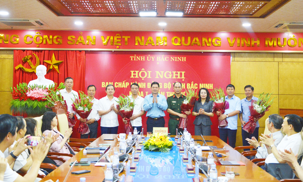 Ban Bí thư chuẩn y nhân sự Ban Thường vụ Tỉnh ủy Bắc Ninh