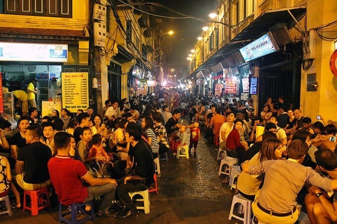 Hà Nội đề xuất cho thuê vỉa hè giá cao nhất 45.000 đồng/m2 mỗi tháng
