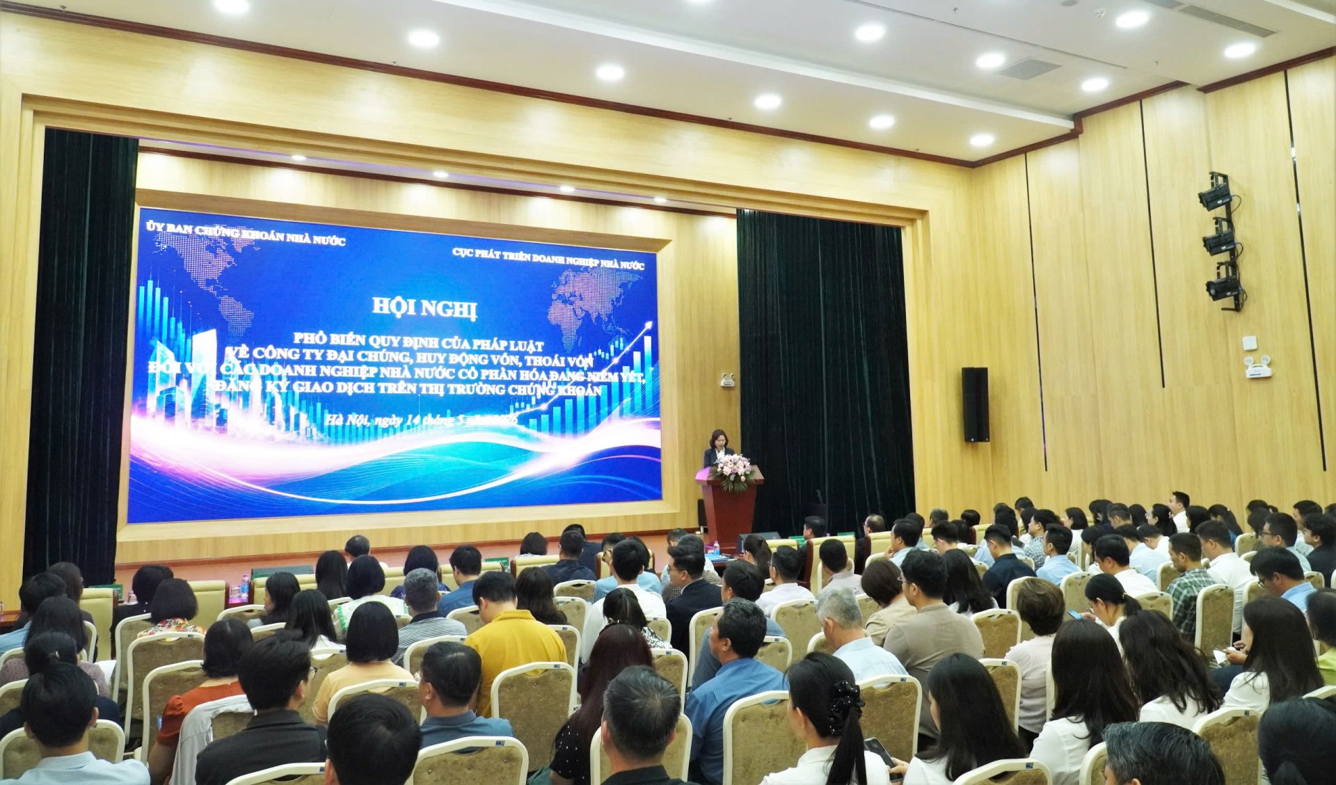 To&agrave;n cảnh Hội nghị
