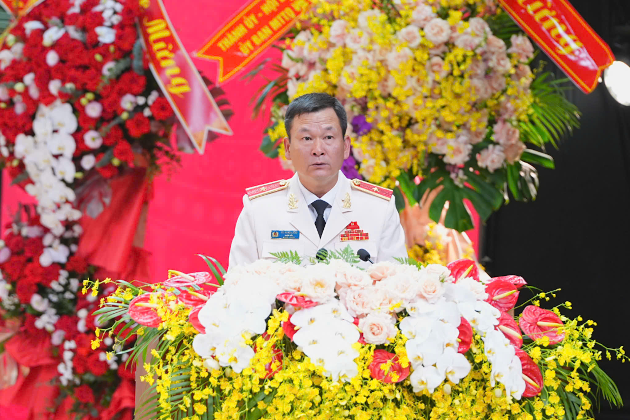 Thiếu tướng Bùi Quang Bình, Giám đốc Công an thành phố phát biểu. Thiếu tướng Bùi Quang Bình, Giám đốc Công an thành phố phát biểu.
