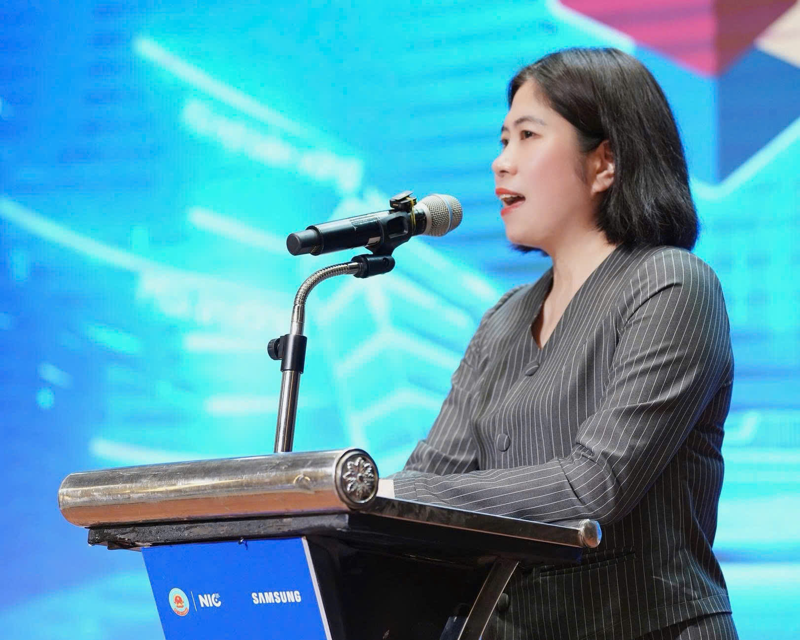 B&agrave; T&acirc;n Anh - Phụ tr&aacute;ch Ban Ph&aacute;t triển nguồn nh&acirc;n lực - Trung t&acirc;m Đổi mới s&aacute;ng tạo Quốc gia