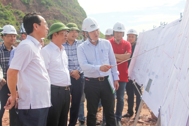 Nghệ An đôn đốc tiến độ dự án cảng nước sâu Cửa Lò