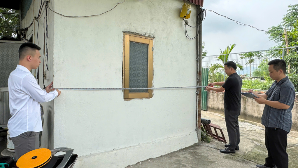 Phường U&ocirc;ng B&iacute; tổ chức r&agrave; so&aacute;t, kiểm đếm thực hiện GPMB phục vụ thi c&ocirc;ng dự &aacute;n đường sắt tốc độ cao H&agrave; Nội - Quảng Ninh