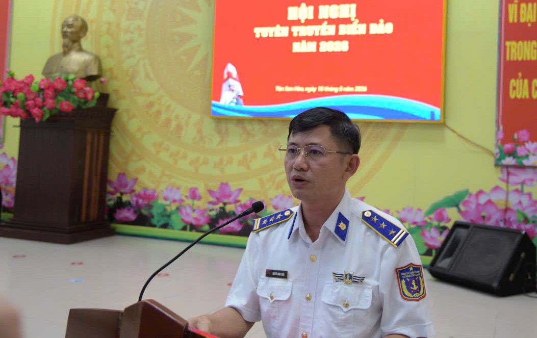 Bộ Tư lệnh Vùng Cảnh sát biển 3 tuyên truyền biển, đảo và chống khai thác IUU