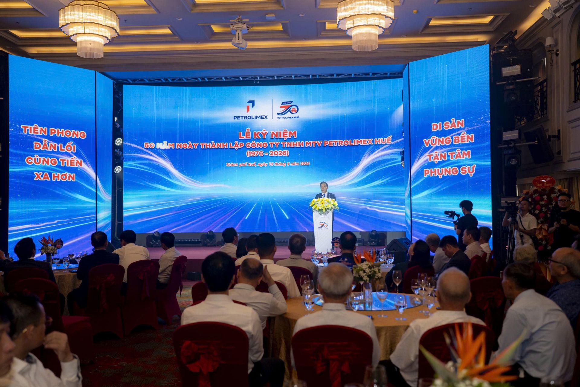 Quang cảnh Lễ kỷ niệm Quang cảnh Lễ kỷ niệm