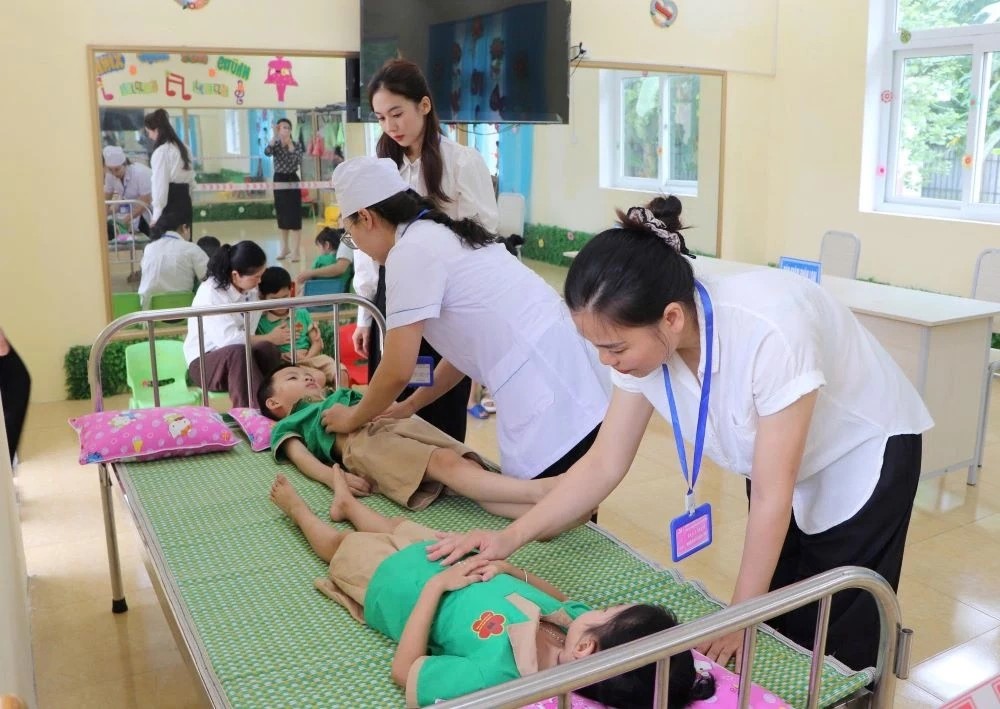 Thanh Hóa: Diễn tập “Điều tra, xử lý vụ ngộ độc thực phẩm tại bếp ăn tập thể trong trường học”