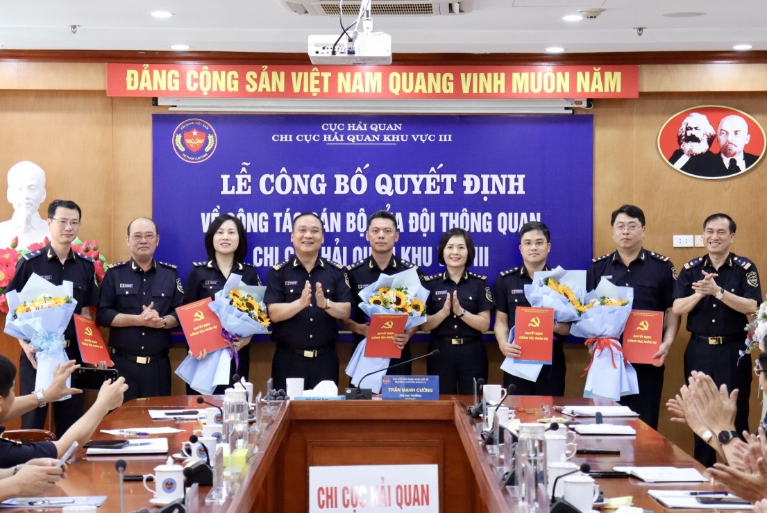 Hải quan khu vực III: Kiện toàn nhân sự Đội Thông quan phục vụ thông quan tập trung