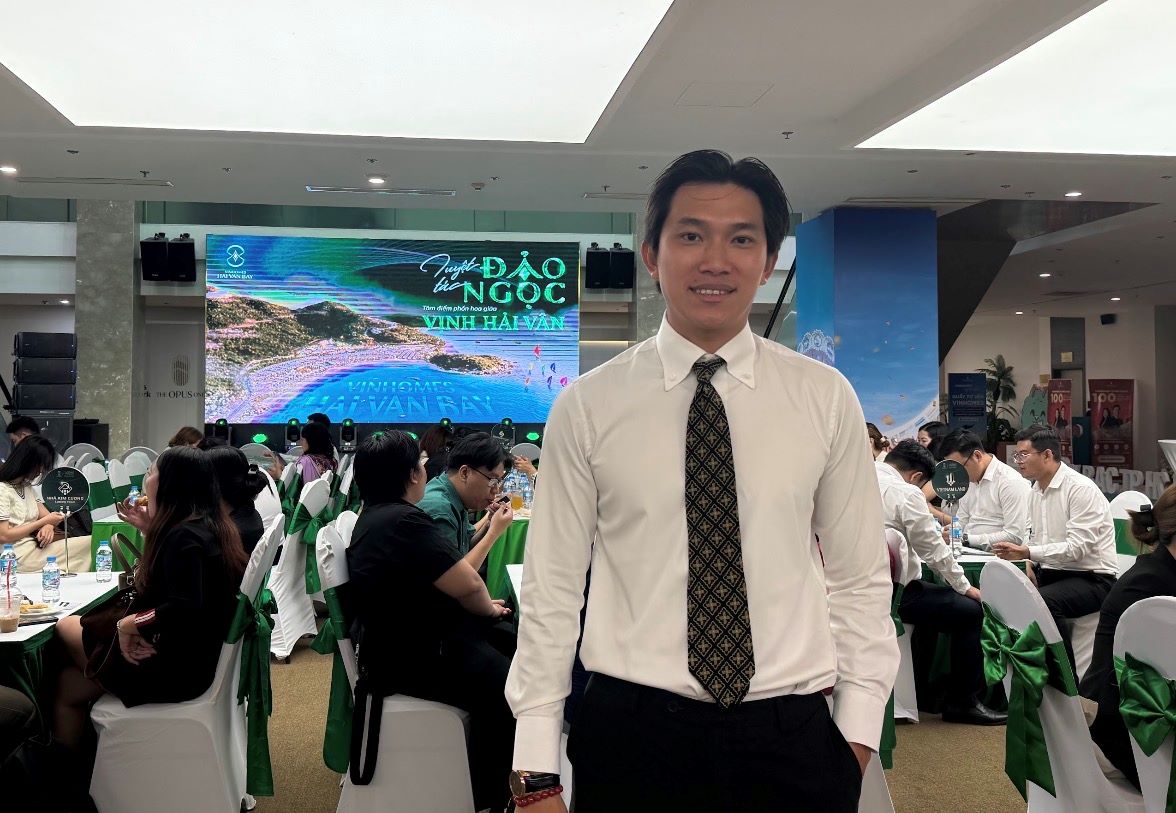 Đại diện đơn vị ph&acirc;n phối bất động sản Nh&agrave; Kim Cương cho biết Đảo Ngọc ghi nhận lượng kh&aacute;ch quan t&acirc;m lớn v&agrave; xuống tiền nhanh