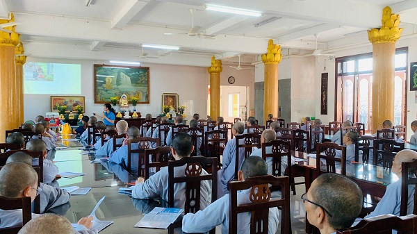 Đồng Tháp sáng tạo truyền thông bảo hiểm xã hội, bảo hiểm y tế tại không gian chợ quê
