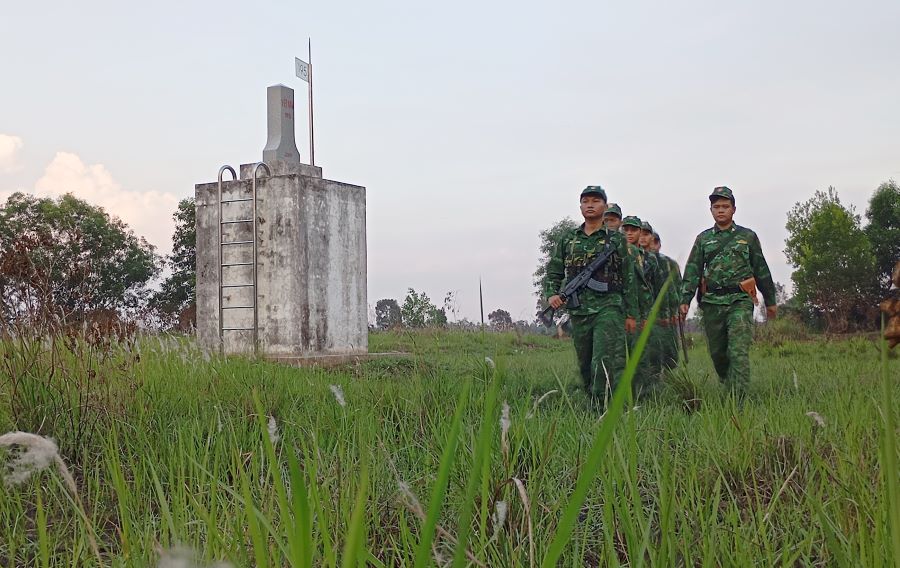 Bộ đội Biên phòng Tây Ninh học tập và làm theo Bác