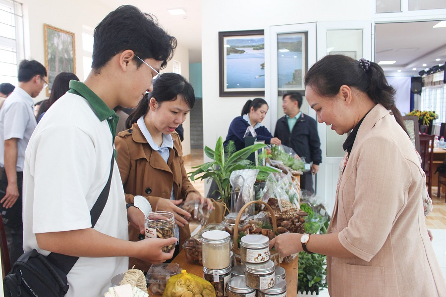 Chuỗi hoạt động hưởng ứng Ng&agrave;y Khoa học, C&ocirc;ng nghệ v&agrave; Đổi mới s&aacute;ng tạo năm 2026 tỉnh l&acirc;m Đồng.