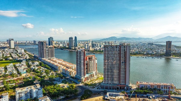 Các căn hộ ở lõi trung tâm mặt sông Hàn được giới tinh hoa trong và ngoài nước săn đón. Ảnh: Ánh Dương Các căn hộ ở lõi trung tâm mặt sông Hàn được giới tinh hoa trong và ngoài nước săn đón. Ảnh: Ánh Dương