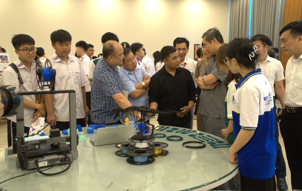 G&oacute;c trải nghiệm d&agrave;nh cho học sinh THCS v&agrave; THPT