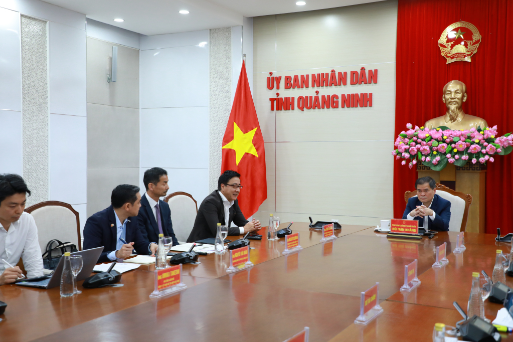 Đại diện lãnh đạo Tập đoàn Amata và Tập đoàn Marubeni trao đổi với Chủ tịch UBND tỉnh Quảng Ninh một số đề xuất trong việc mở rộng hoạt động đầu tư trên địa bàn tỉnh Đại diện lãnh đạo Tập đoàn Amata và Tập đoàn Marubeni trao đổi với Chủ tịch UBND tỉnh Quảng Ninh một số đề xuất trong việc mở rộng hoạt động đầu tư trên địa bàn tỉnh
