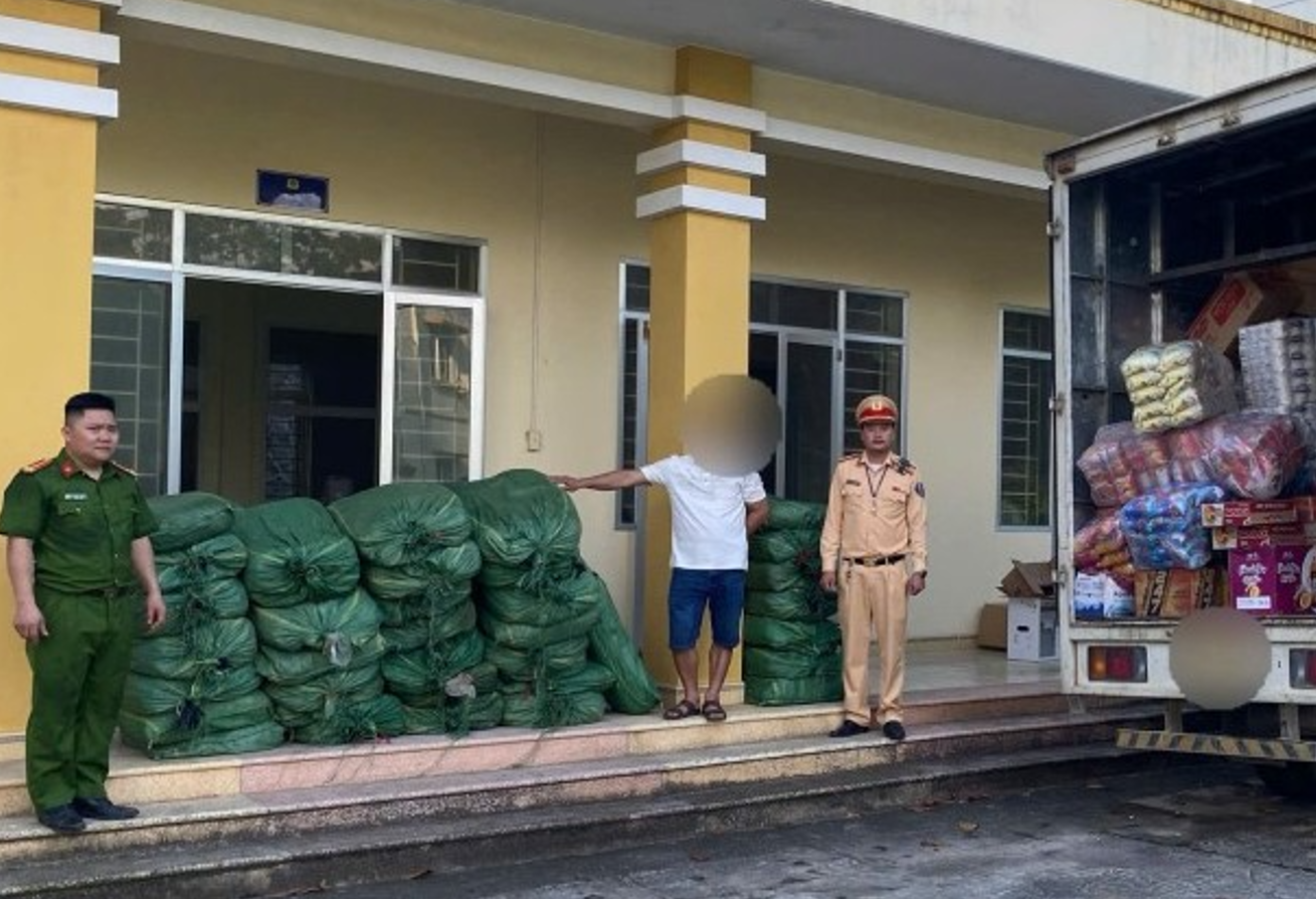 Công an tỉnh Cao Bằng: Phát hiện vụ vận chuyển nguyên liệu thuốc lá không rõ nguồn gốc