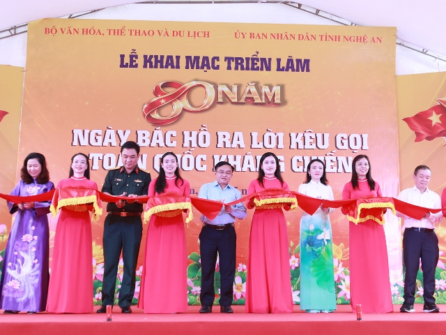 Khai mạc triển lãm chuyên đề kỷ niệm 80 năm Lời kêu gọi toàn quốc kháng chiến của Chủ tịch Hồ Chí Minh