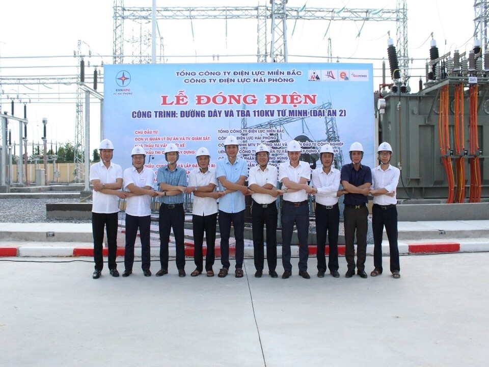 Đ&oacute;ng điện th&agrave;nh c&ocirc;ng dự &aacute;n đường d&acirc;y v&agrave; TBA 110kV Tứ Minh g&oacute;p phần đảm bảo cấp điện an to&agrave;n, ổn định cho c&aacute;c khu c&ocirc;ng nghiệp tr&ecirc;n địa b&agrave;n Hải Ph&ograve;ng