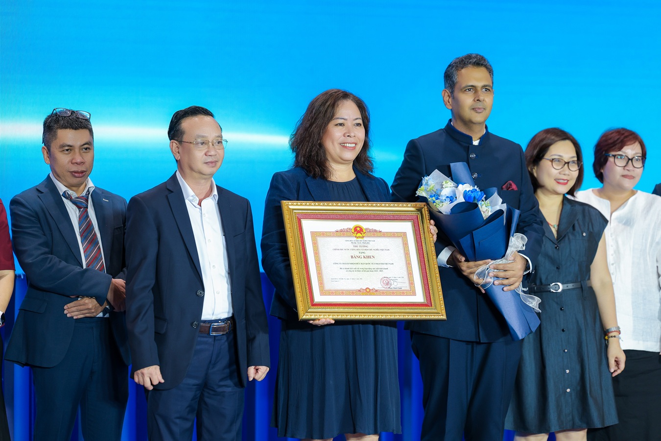 Unilever Việt Nam nhận Bằng khen của Thủ tướng Chính phủ, cam kết đồng hành cùng giai đoạn phát triển mới của Việt Nam