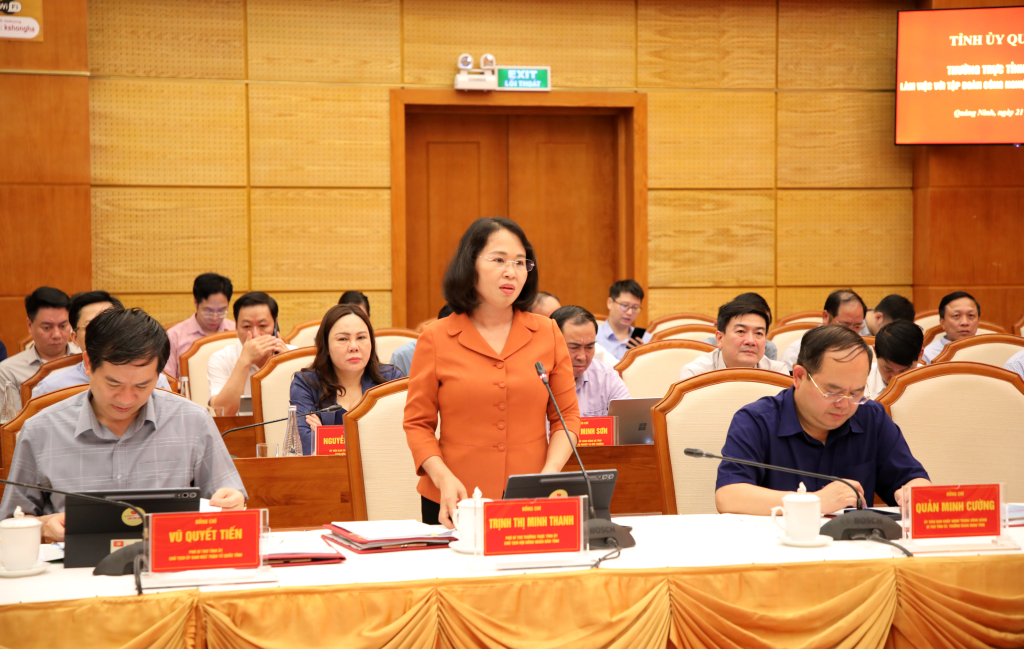 Bà Trịnh Thị Minh Thanh, Phó Bí thư Thường trực Tỉnh ủy, Chủ tịch HĐND tỉnh Quảng Ninh, phát biểu tại buổi làm việc Bà Trịnh Thị Minh Thanh, Phó Bí thư Thường trực Tỉnh ủy, Chủ tịch HĐND tỉnh Quảng Ninh, phát biểu tại buổi làm việc