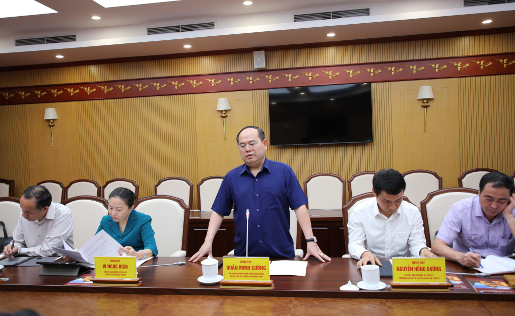 Ông Quản Minh Cường, Ủy viên Trung ương Đảng, Bí thư Tỉnh ủy, Trưởng Đoàn ĐBQH tỉnh Quảng Ninh phát biểu tại buổi làm việc Ông Quản Minh Cường, Ủy viên Trung ương Đảng, Bí thư Tỉnh ủy, Trưởng Đoàn ĐBQH tỉnh Quảng Ninh phát biểu tại buổi làm việc