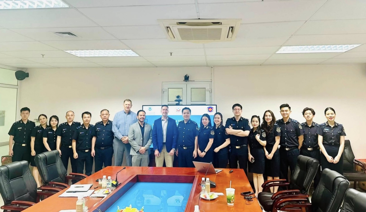 Hải quan Việt Nam và Hải quan Hoa Kỳ hợp tác, ngăn chặn buôn lậu qua đường M88 wc 2026 