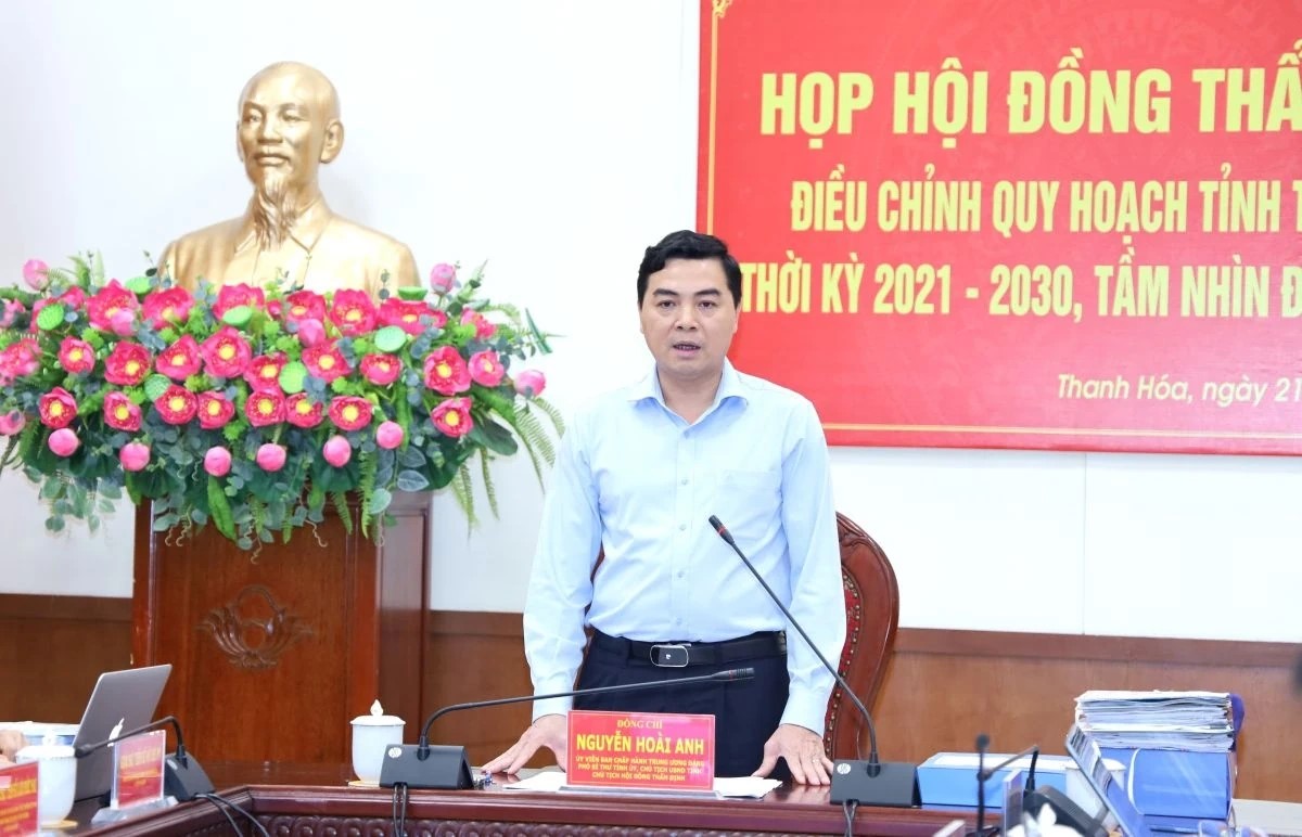 Chủ tịch UBND tỉnh Nguyễn Ho&agrave;i Anh kết luận hội nghị.