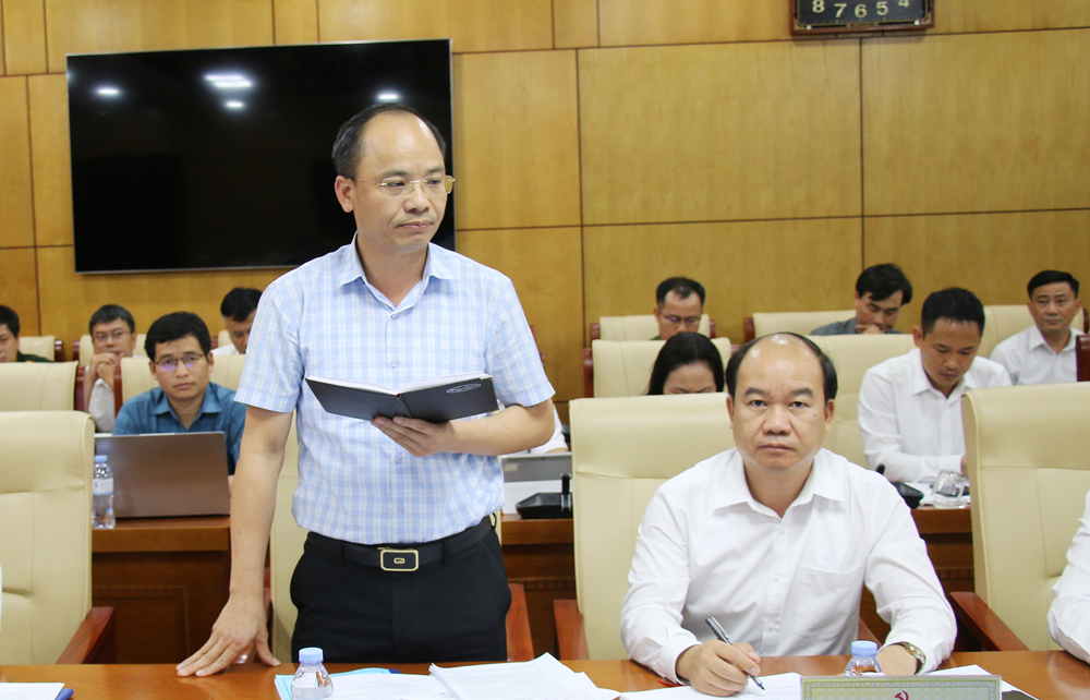 Đồng chí Đặng Đình Hoan, Tỉnh ủy viên, Bí thư Đảng ủy, Chủ tịch HĐND phường Bắc Giang giải trình làm rõ một số nội dung kiểm tra. Đồng chí Đặng Đình Hoan, Tỉnh ủy viên, Bí thư Đảng ủy, Chủ tịch HĐND phường Bắc Giang giải trình làm rõ một số nội dung kiểm tra.