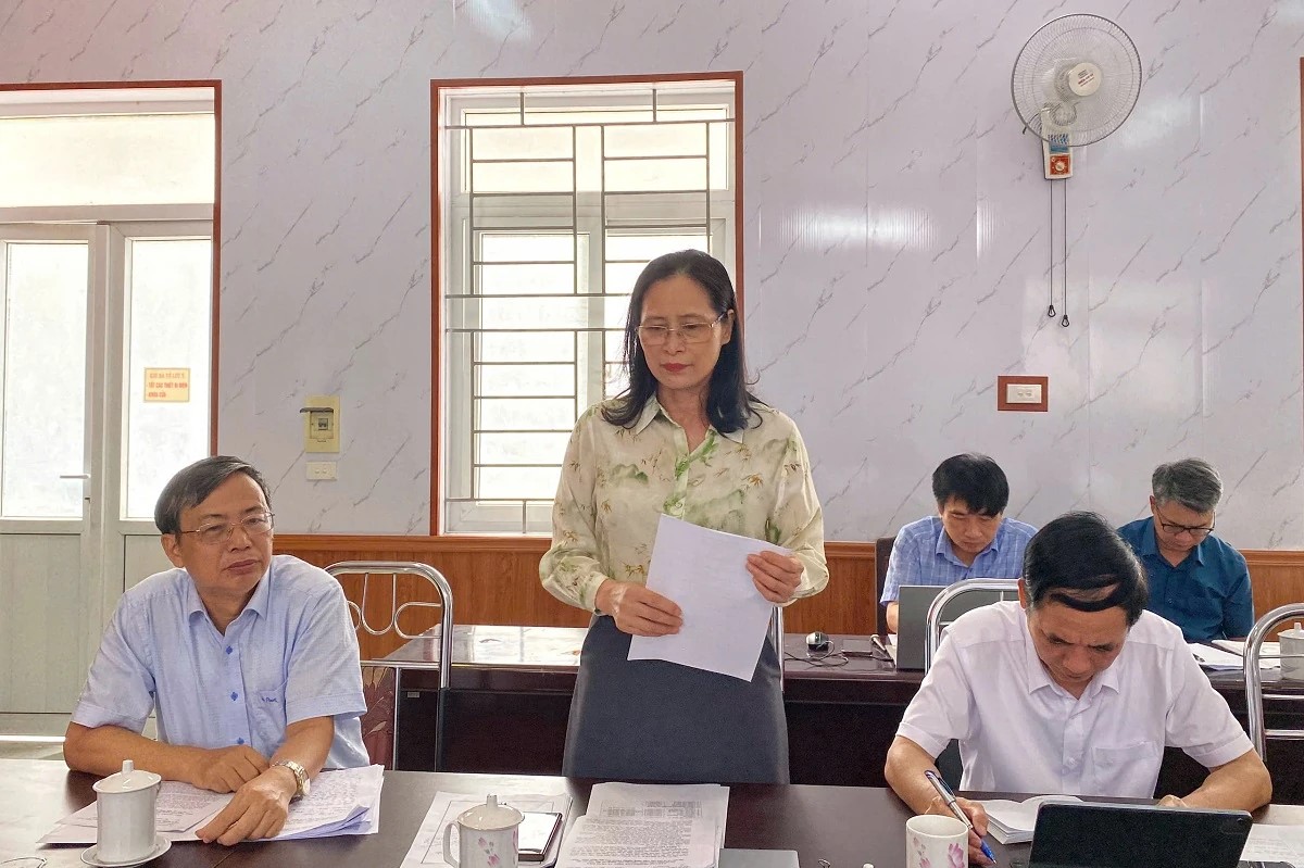 Đại biểu tham gia &yacute; kiến tại hội thảo.