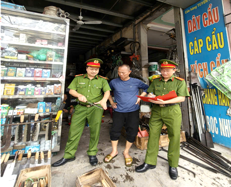 Ninh Bình: Sử dụng vũ khí thô sơ, dao có tính sát thương cao sẽ bị xử lý nghiêm theo quy định của pháp luật
