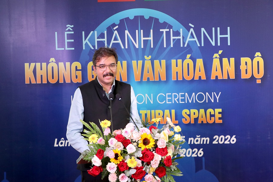 &Ocirc;ng Vipra Pandey, Tổng L&atilde;nh sự Ấn Độ tại Th&agrave;nh Phố Hồ Ch&iacute; Minh ph&aacute;t biểu tại buổi lễ