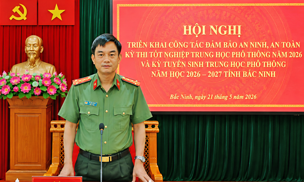 Đại tá Đỗ Đức Trịnh quán triệt, triển khai công tác bảo đảm an toàn các kỳ thi. Đại tá Đỗ Đức Trịnh quán triệt, triển khai công tác bảo đảm an toàn các kỳ thi.
