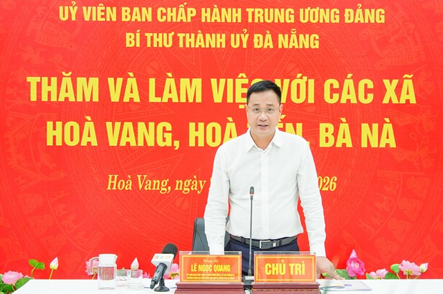 B&iacute; thư Th&agrave;nh ủy Đ&agrave; Nẵng L&ecirc; Ngọc Quang tại buổi l&agrave;m việc.