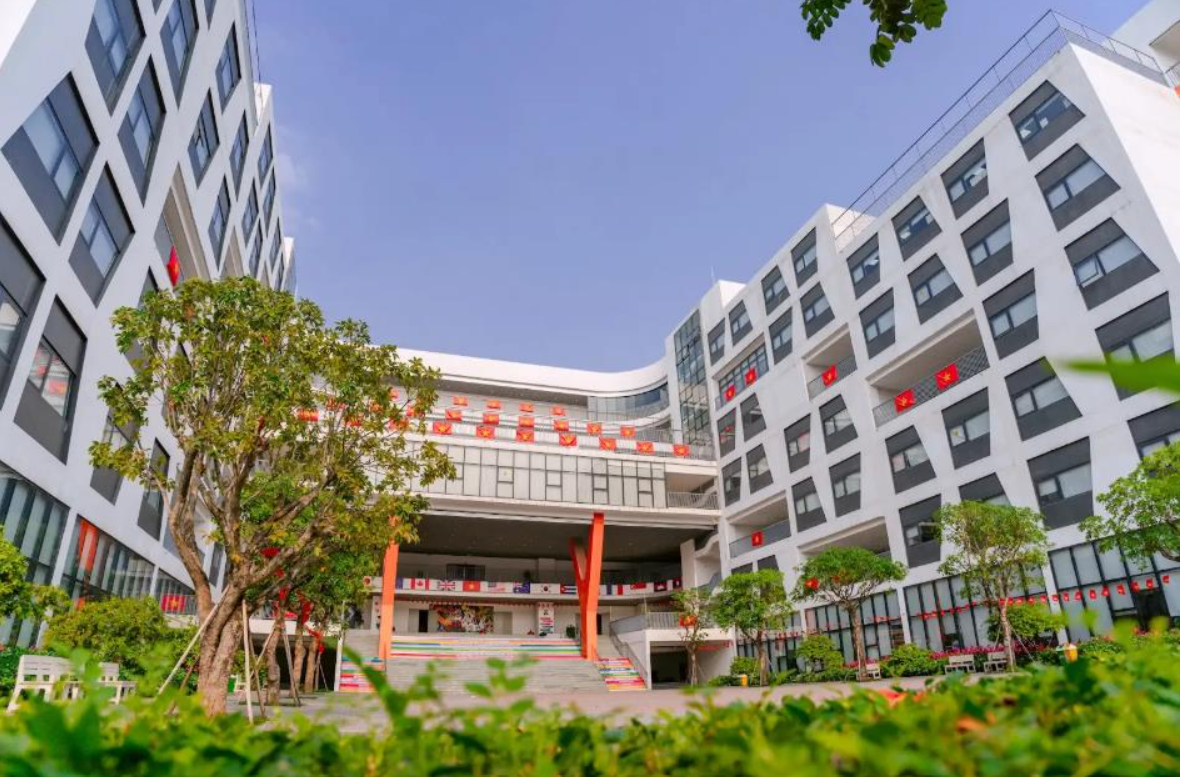 Một g&oacute;c kh&ocirc;ng gian học tập xanh tại Phenikaa School - Nguồn ảnh: Phenikaa School