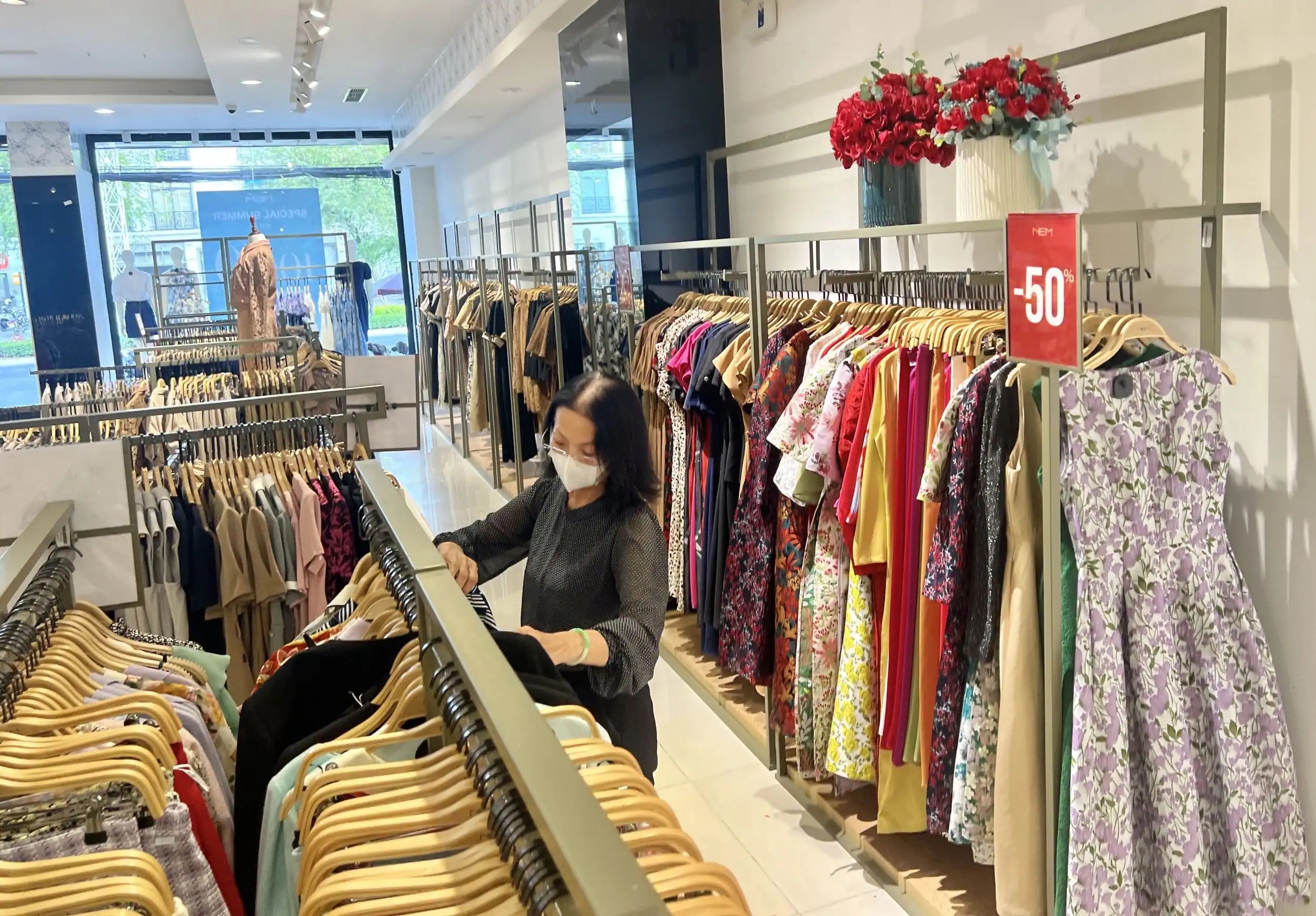 Trong bối cảnh cạnh tranh ngày càng khốc liệt, niềm tin của người tiêu dùng đang trở thành “đồng vốn” quan trọng nhất. Ảnh minh hoạ Trong bối cảnh cạnh tranh ngày càng khốc liệt, niềm tin của người tiêu dùng đang trở thành “đồng vốn” quan trọng nhất. Ảnh minh hoạ