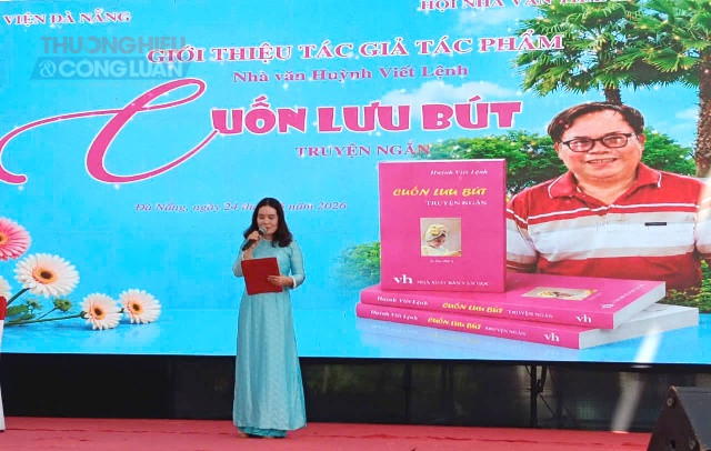 C&ocirc; gi&aacute;o Kim Anh, gi&aacute;o vi&ecirc;n trường B&ugrave;i Thị Xu&acirc;n (Đ&agrave; Nẵng) b&agrave;y tỏ cảm tưởng về truyện ngắn &ldquo;Cậu Chiếu&rdquo; trong tập truyện ngắn &ldquo;Cuốn lưu b&uacute;t&rdquo;