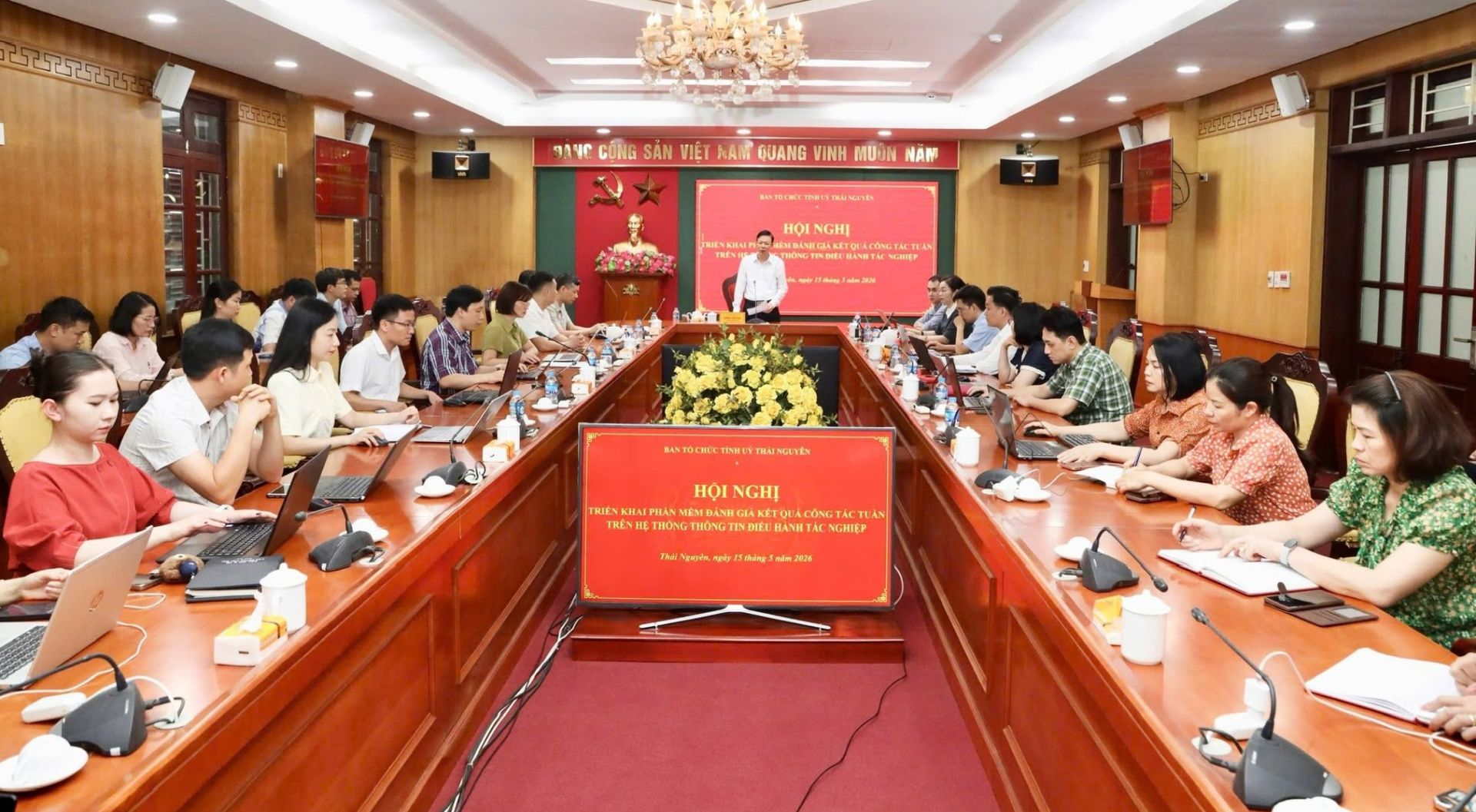 Quán triệt, triển khai công tác đánh giá, xếp loại hằng tháng, hằng quý, hằng năm