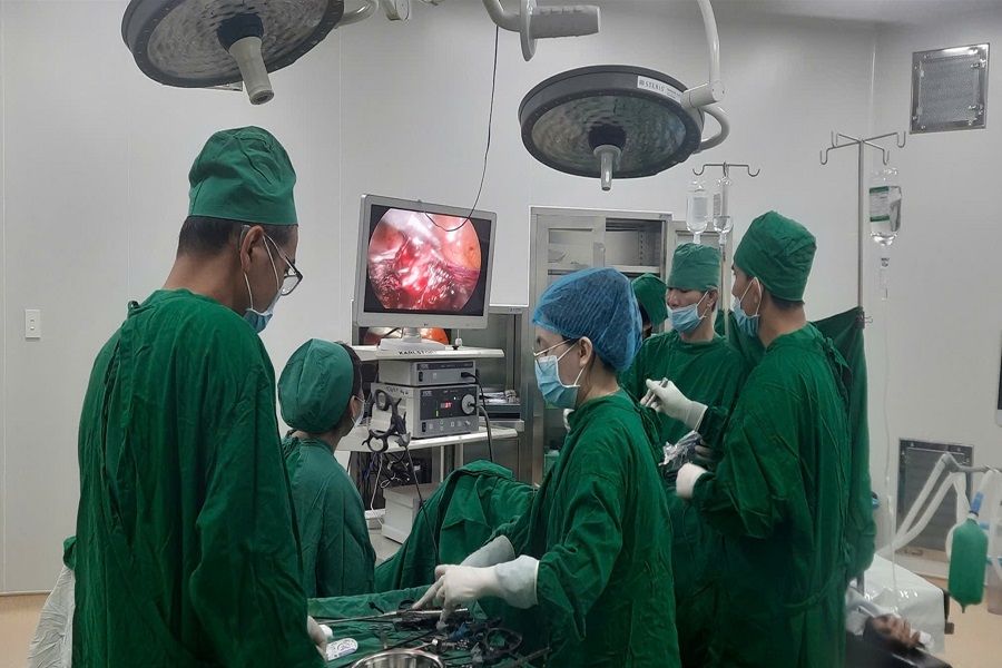Một ca mổ nội soi tại Bệnh viện Đa khoa Bình Thuận. Một ca mổ nội soi tại Bệnh viện Đa khoa Bình Thuận.