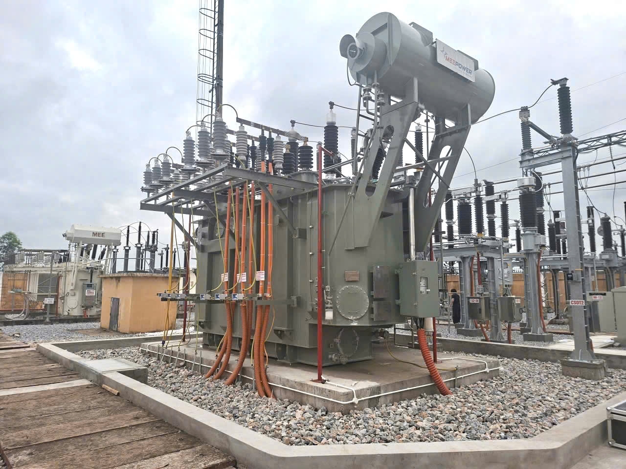 Đóng điện thành công công trình Lắp máy biến áp T2 TBA 110kV Lục Ngạn 2