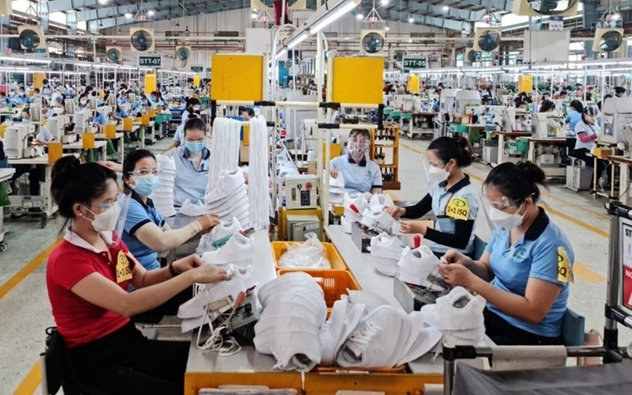 Tốc độ tăng trưởng kinh tế của Đồng Nai luôn ở nhóm cao, công nghiệp tiếp tục là trụ cột với tỷ trọng lớn trong cơ cấu GRDP Tốc độ tăng trưởng kinh tế của Đồng Nai luôn ở nhóm cao, công nghiệp tiếp tục là trụ cột với tỷ trọng lớn trong cơ cấu GRDP